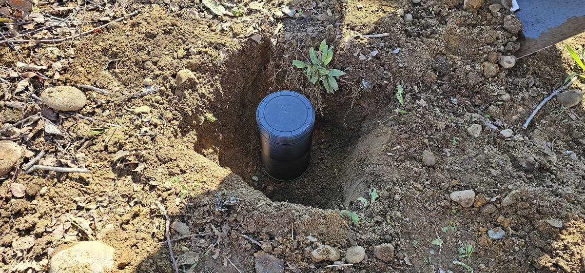 Nodo G-SID instalado dentro de una excavación en terreno